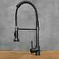Faucet cistine práis dubh nua-aimseartha leis an earrach, airde iomlán 50 cm