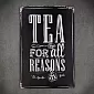 assiette-murale-decorative-en-metal-tea-for-all-reasons-30x20-cm