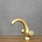 Diskbänksblandare i retrostil av mässing i antik mässingsfärg, höjd 16 cm, piplängd 11 cm