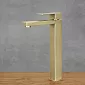 Minimalistische RVS kraan in matte antiek messing kleur, hoogte 30,5 cm, uitlooplengte 14 cm