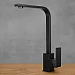 Robinet de cuisine carré moderne en acier inoxydable noir mat, design géométrique minimaliste, hauteur 35,2 cm, longueur du bec 19,5 cm