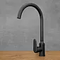 Grifo de acero inoxidable, altura 39 cm, longitud del caño 17,5 cm, color negro.