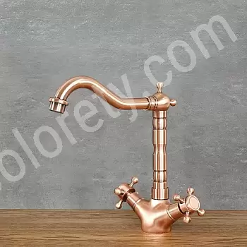 Waschtischarmatur im Retro-Stil aus Messing in Roségoldfarbe, Höhe 25 cm, Auslauflänge 18 cm