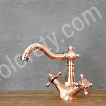 Diskbänksblandare i retrostil av mässing i roséguld, höjd 16,5 cm, piplängd 15 cm