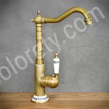 Retrostiilis messingist valamusegisti, antiikne messingvärvi, kõrgus 32 cm, tila pikkus 17 cm
