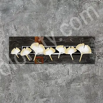 3D metal duvar dekoru, duvar sanatı, kontrast koyu zemin üzerinde narin metal çiçekler, yatay yönlendirme, boyutlar 115x35 cm