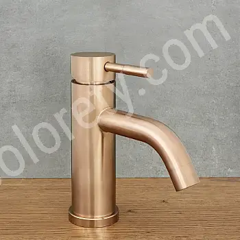 Retro-Stil Krunn aus Edelstol a rosa Gold Faarf, gebastelt, poléiert, Héicht 17 cm, Auslaaflängt 9,5 cm