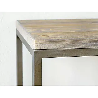 Nattbord, bordplate i furu, metallramme, høyde 39,5 cm, bredde og dybde 37 cm, sett med 2 stk.