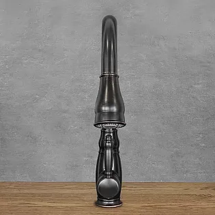Miscelatore da cucina in stile retrò in ottone con bocca estraibile, colore nero, altezza 40 cm