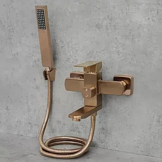 Modern görünümlü duvara monte küvet bataryası, yükseklik 15 cm, genişlik 20 cm, gül altın pirinç rengi, fırçalanmış yüzey