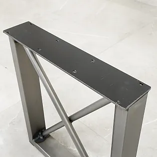Haltbar, niddereg viereckege Metallsdëschbeen aus Stol mat zouenem Profil, Héicht 45 cm, Dimensiounen 40x45 cm, Set vu 2 Stéck