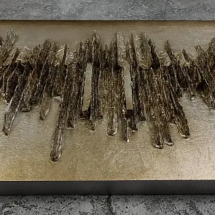 3D metalinis sienos menas - miesto peizažas su vandens atspindžiu, industrinis modernus dekoras, horizontalus, matmenys 180x56 cm