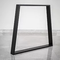 Acélból készült trapéz alakú fém asztallábak, méretei 80x71cm, 2 db-os készletben.