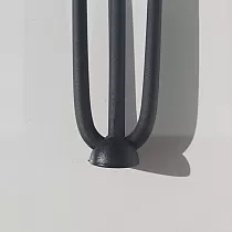 Pad for hairpin leg