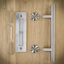 Elegáns tolóajtó kilincs ezüst vagy fekete színben, sínes kilincs készlet és lapos kilincs marás nélkül, teljes hossz 30 cm