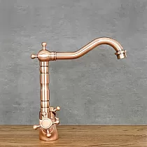 Oppvaskkran i retrostil laget av messing i rosa gullfarge, høyde 25 cm, tutlengde 18 cm