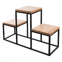 Kolminkertainen teräslaitosteline tammilaudoilla, kokonaisleveys 60 cm, kokonaiskorkeus 44 cm