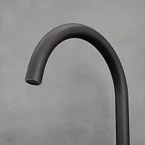 Robinet en acier inoxydable, hauteur 39 cm, longueur du bec 17,5 cm, couleur noir