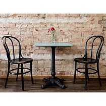 Vintage öntöttvas asztallap 4 lábbal, HORECA, fekete színű, magassága 72 cm, asztallapra alkalmas 90x90 cm, 21 kg