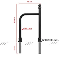 Galvanisert og svartmalt sykkelstativ, retrostil 100x60 cm med dekorative elementer i støpejern, betongmontering i bakken
