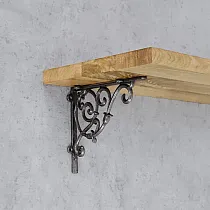 Okrasni regalnik iz litega železa, globina 23 cm, višina 20 cm, komplet 2 kom.