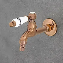 Nástěnná baterie z mosazi, barva Rose Gold, výška 10 cm, délka výtoku 18 cm