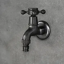 Wandkran aus Messing, schwaarz Faarf, Héicht 11 cm, Auslaaf Längt 2 cm